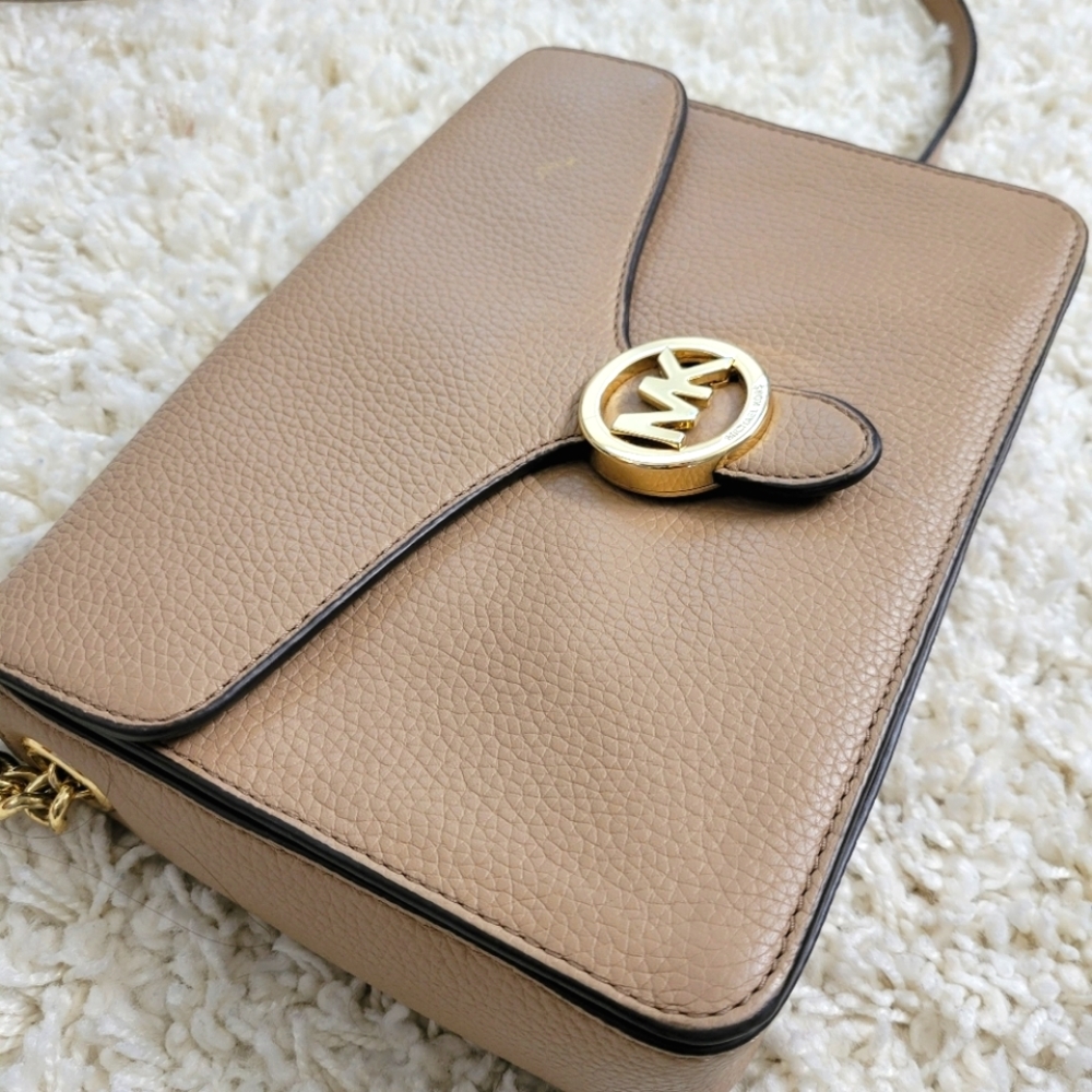 Michael Kors crossbody bag